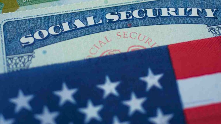 Important Date Alert: $4,018 Social Security Checks for Eligible 66-Year-Olds